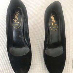 Black YSL Saint Laurent Pumps